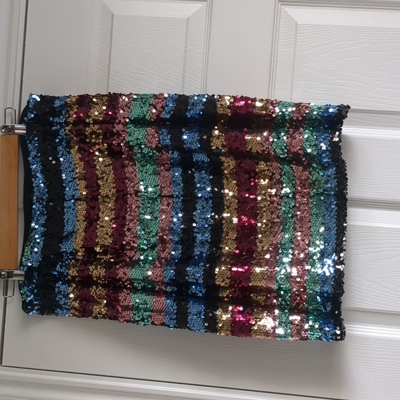 Beige by eci sequin skirt size 10 - Picture 3 of 3